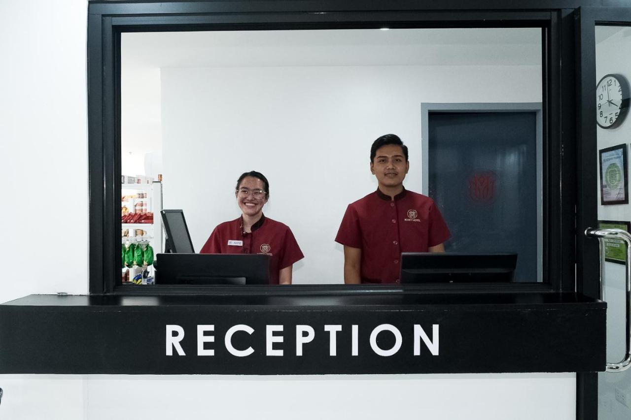 Rosey Hotel Cabanatuan City Exterior photo